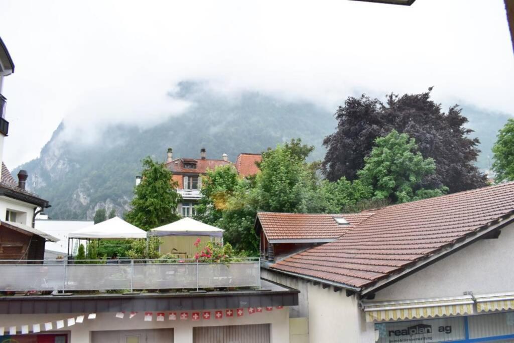 Modern Apartment 모던 펜션 Interlaken Dış mekan fotoğraf